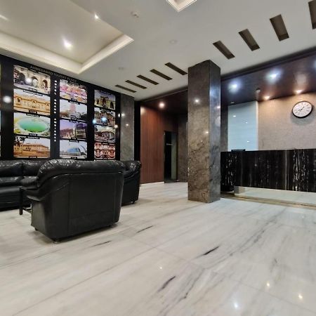 Hotel Grand Ambience Ahmedabad Exterior foto
