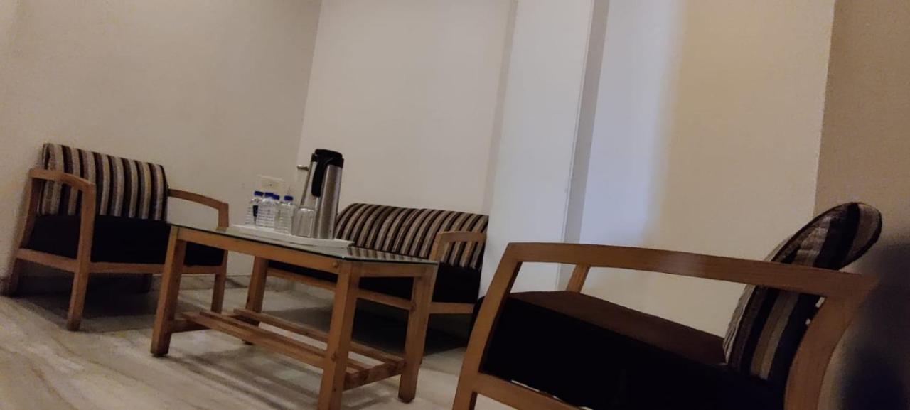 Hotel Grand Ambience Ahmedabad Exterior foto